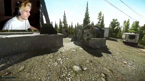 xQc meets a bunch of BING BONG in Tarkov