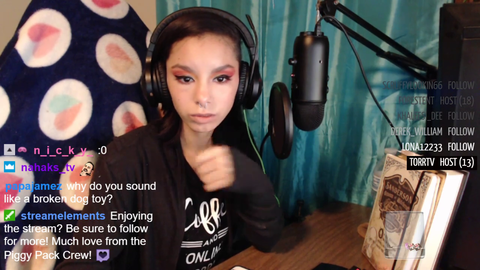 Guy makes fun of girl with broken voice because she had cancer PepeHands