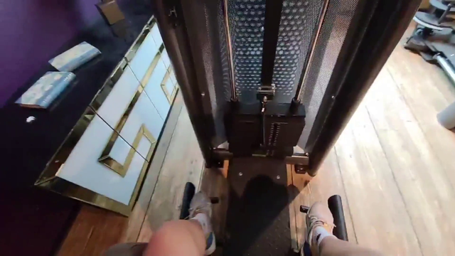 Stuck in the washing machine girl POV
