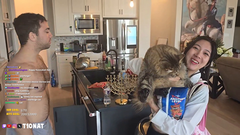 Nat tries to hold Mizkif's cat