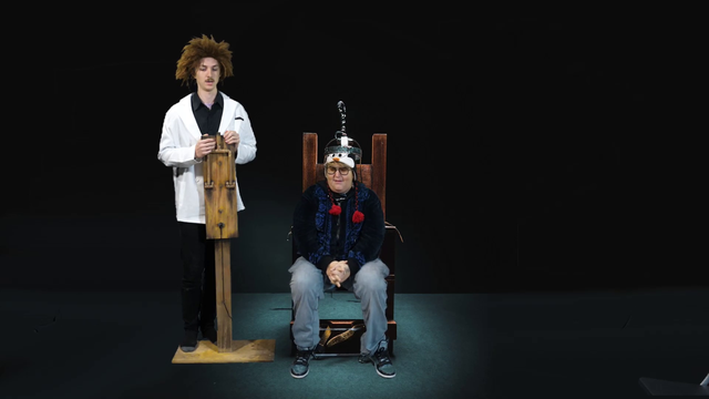 Andy Milonakis gets murdered on stream in an electric chair