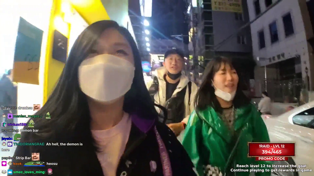Hachu, CookSux and Heosu run into some dancing strangers