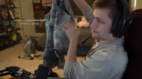 Twitch sends Soda some presents