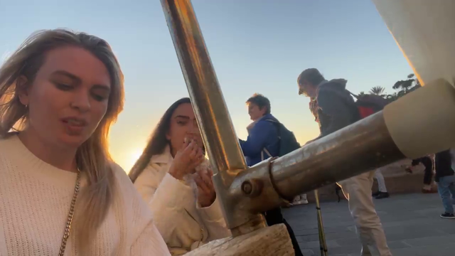 People asking QT how she became successful