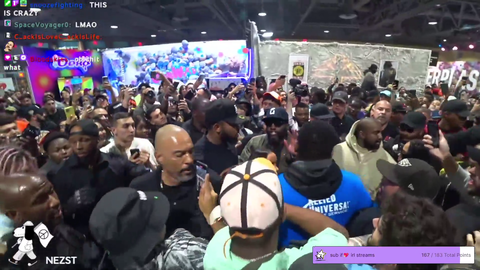 Kanye getting swarmed at ComplexCon