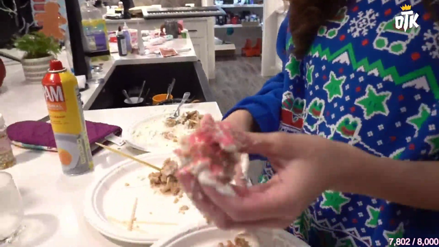 Emiru's Christmas "Cooking"