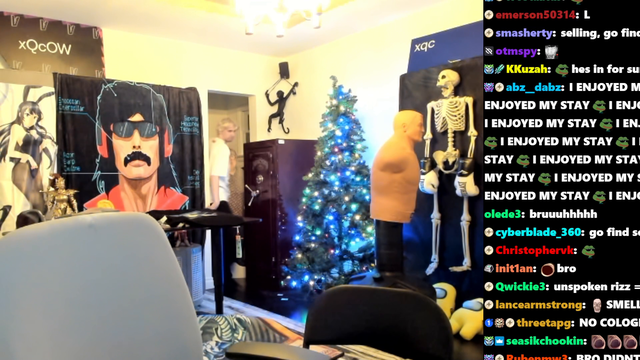 Apply teaches xQc how to be a rizz master