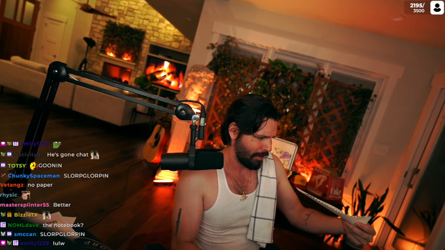 Cyr tries new york-style pizza