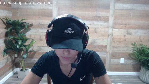 Macaiyla on how Pokimane got upset at her because of a harmless comment