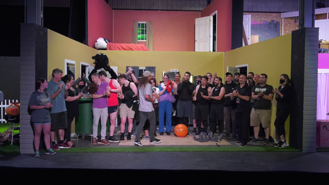 Jerma shows the whole crew for Dollhouse
