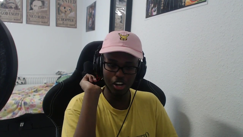 "Cooking stream when? All i eat at home is my mom"