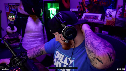 Tim witnesses Summit saying bye to a fan