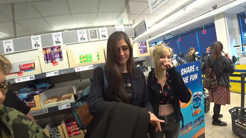 Reckful kicked out of the store trying to do a good deed