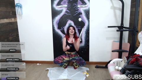 Streamer hits an unintentional trickshot whilst juggling eggs