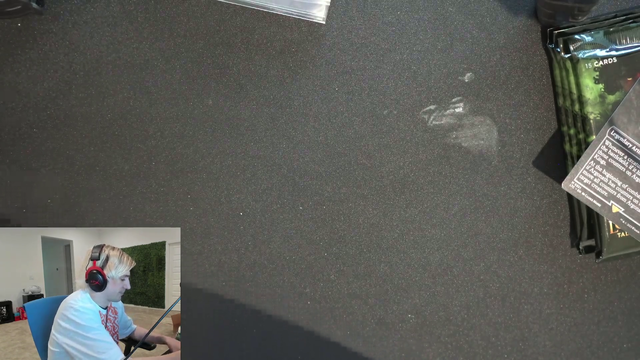 XQC got one of the rare elvish rings