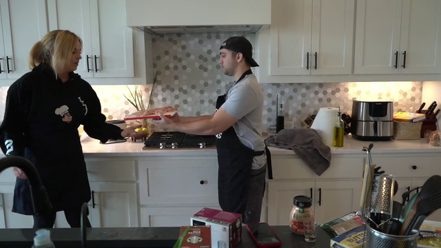 Mizkif making food for the first time