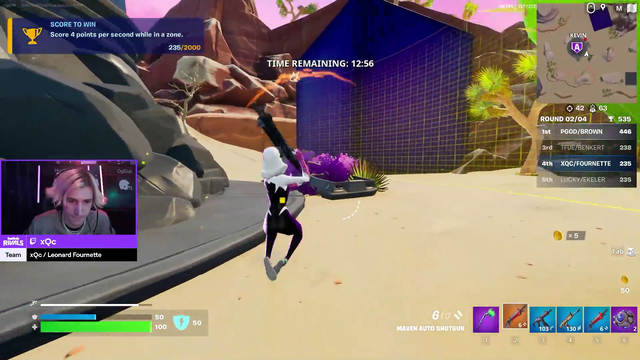 xQc and Leonard Fournette have a moment