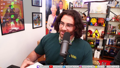 Hasan does a PO Box stream after 9 months and discovers a rare item