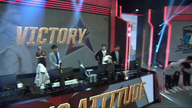 Riot Casters are not allowed to say "Hong Kong" in Worlds. Caster Medic stumbles.