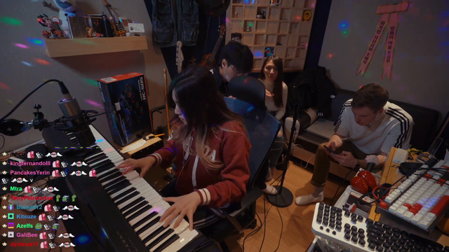Charming Jo sings Falling Slowly and Hachubby accompanies with the piano