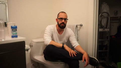 Ice's manager gives one example on how far some of Ice's viewers go just to try to find his location