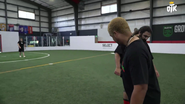 Esfand dribbling skills
