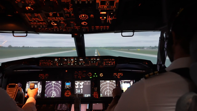 Hasan & Austin fly a 747