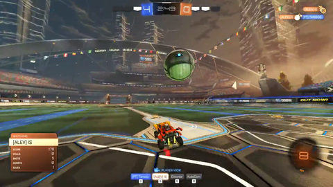 Streamer struck by lightning through their controller while commentating a tournament (More info in comments)