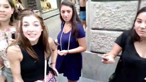 Chat betrays Ice