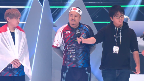 Japanese coach explaining how he keeps his team relaxed
