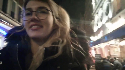 streamer slaps a guy in the face on stream - roll the dice twitch
