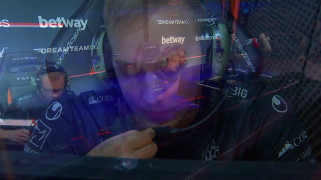 Lord Gaben in the crowd