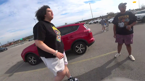 Zoil bullies a small child