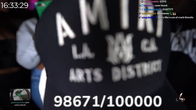 Mizkif donates 100 subs to Kai.
