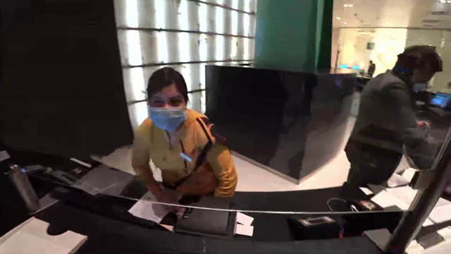 jaystreazy looking for help in a 5* hotel in delhi