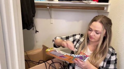 Britt finds some suspicious things in Erobb's closet.