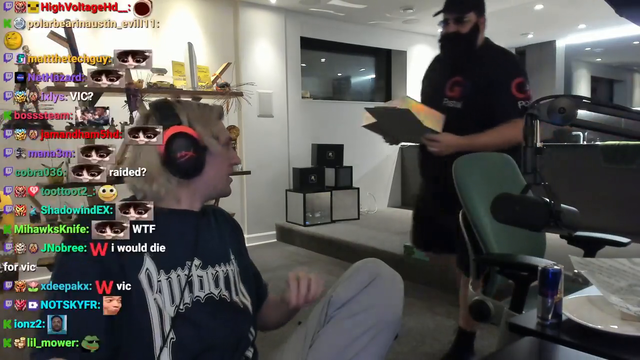 Jean Paul Gets a delivery