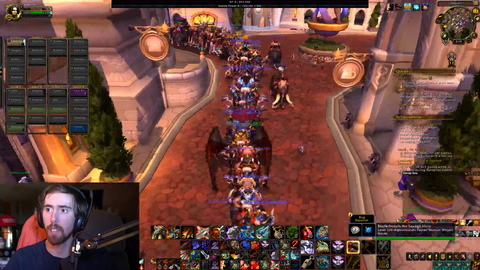 Asmongold lines up all viewers in the server