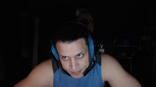 loltyler1 - Tyler plays with himself