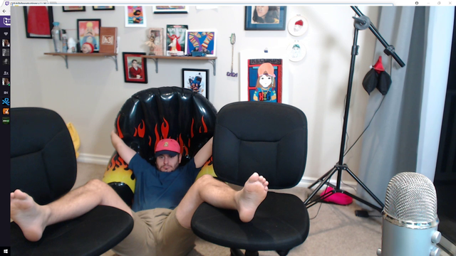 The state of IRL girl streamers.