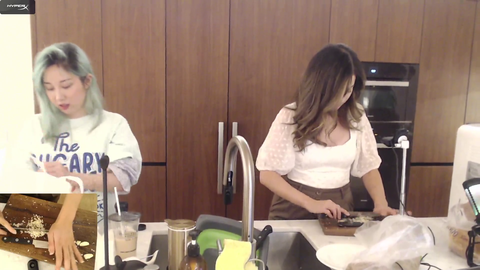 Mimi updates the camera angle