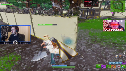 Fortnite streamer gets attacked IRL