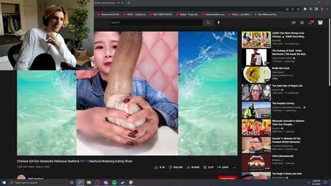 xQc reacts to mukbang