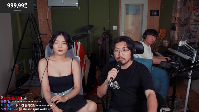 Charming_Jo passes 1mil YT subscribers 15h into his stream