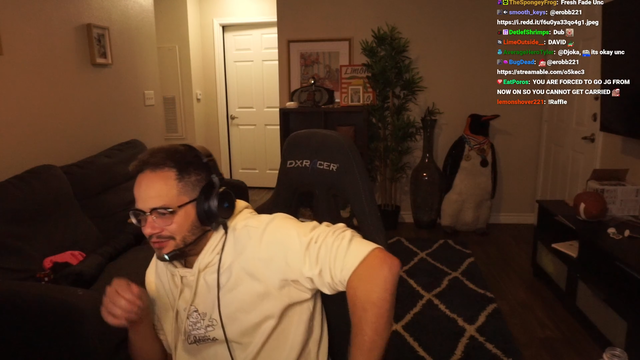Erobb shows off his sick new haircut