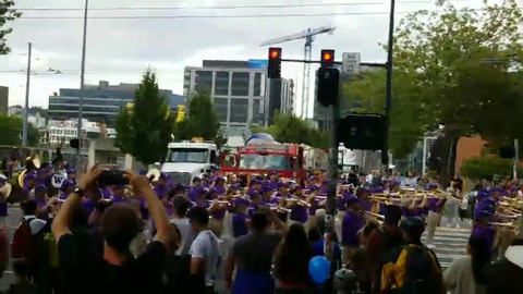 Twitch staff spotted rushing to aid Alinity