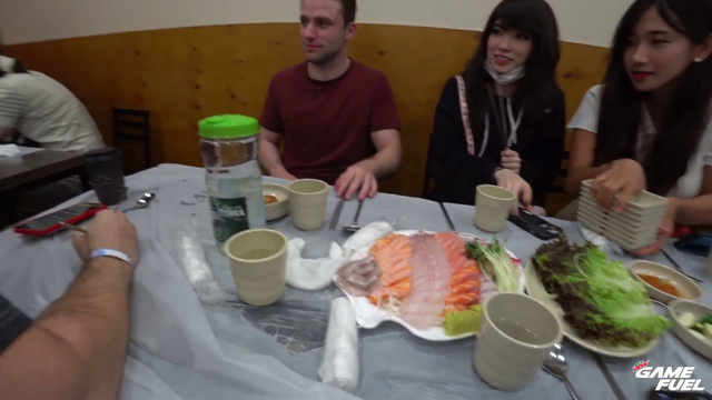 Koreans Making Fun of Mizkif's Chopstick Skills