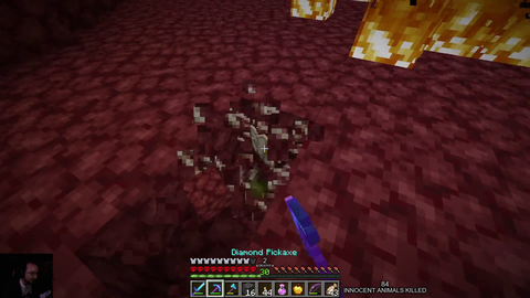 MOONMOON - moonmoon hits level 30 in minecraft!