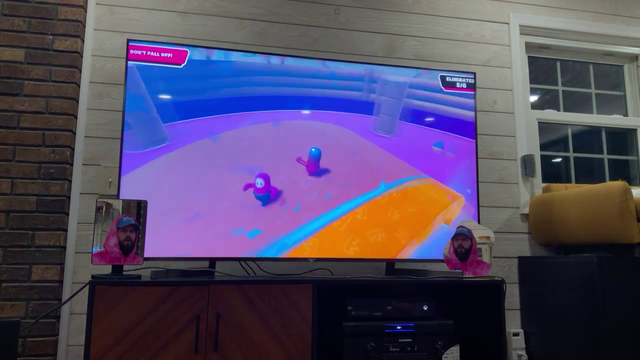 Streamer improvising after their PC stops working