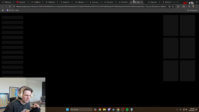 Xqc watches a targetted video